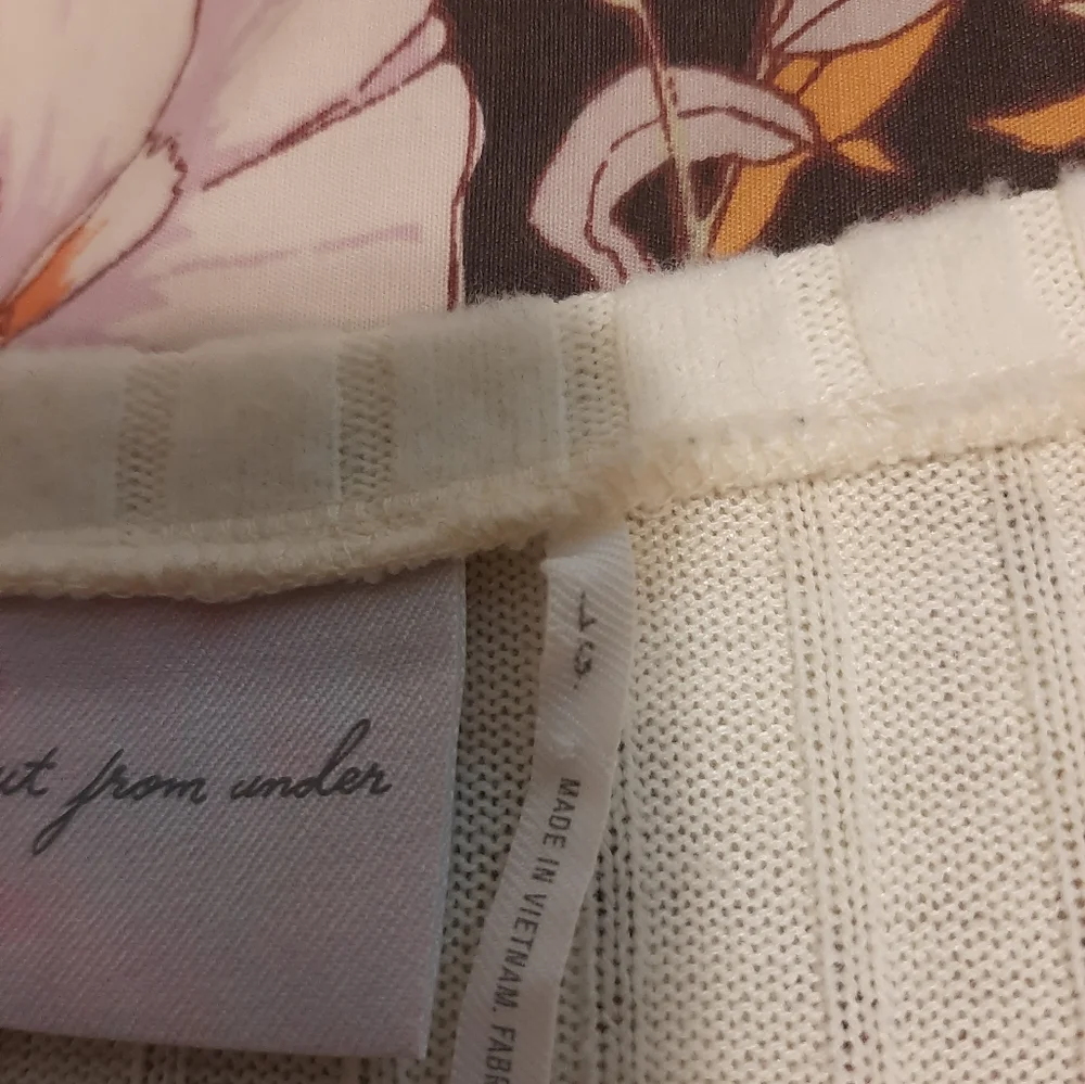 Out From Under Ribbed Cardigan - Picture 6 of 16